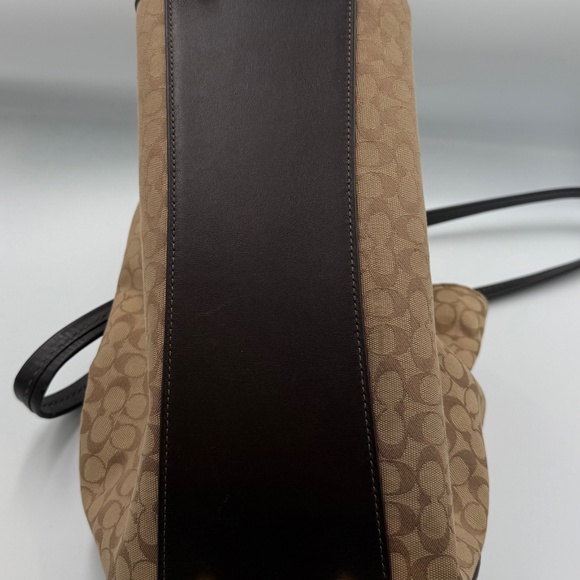 Coach 79697 Signature Jacquard Dalton 31 Tan and Brown Shoulder Bag - Picture 4 of 6